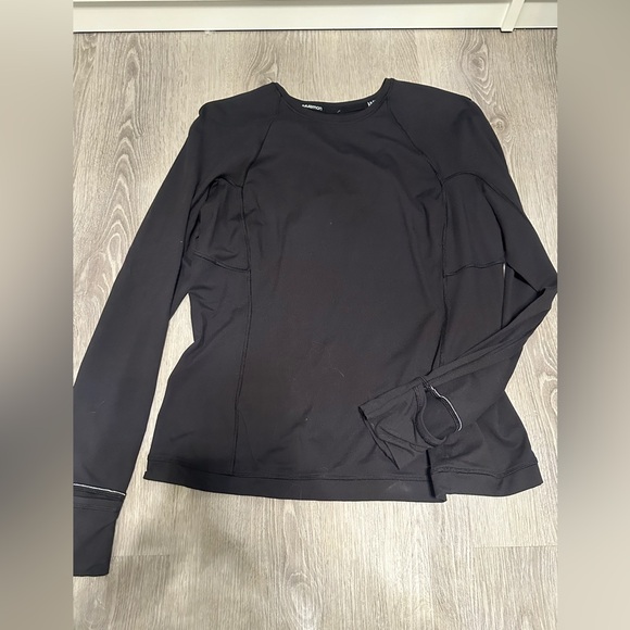 Lululemon tops size 14 - Picture 1 of 4